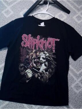 Slipknot Black Graphic Band T-Shirt with Red Logo